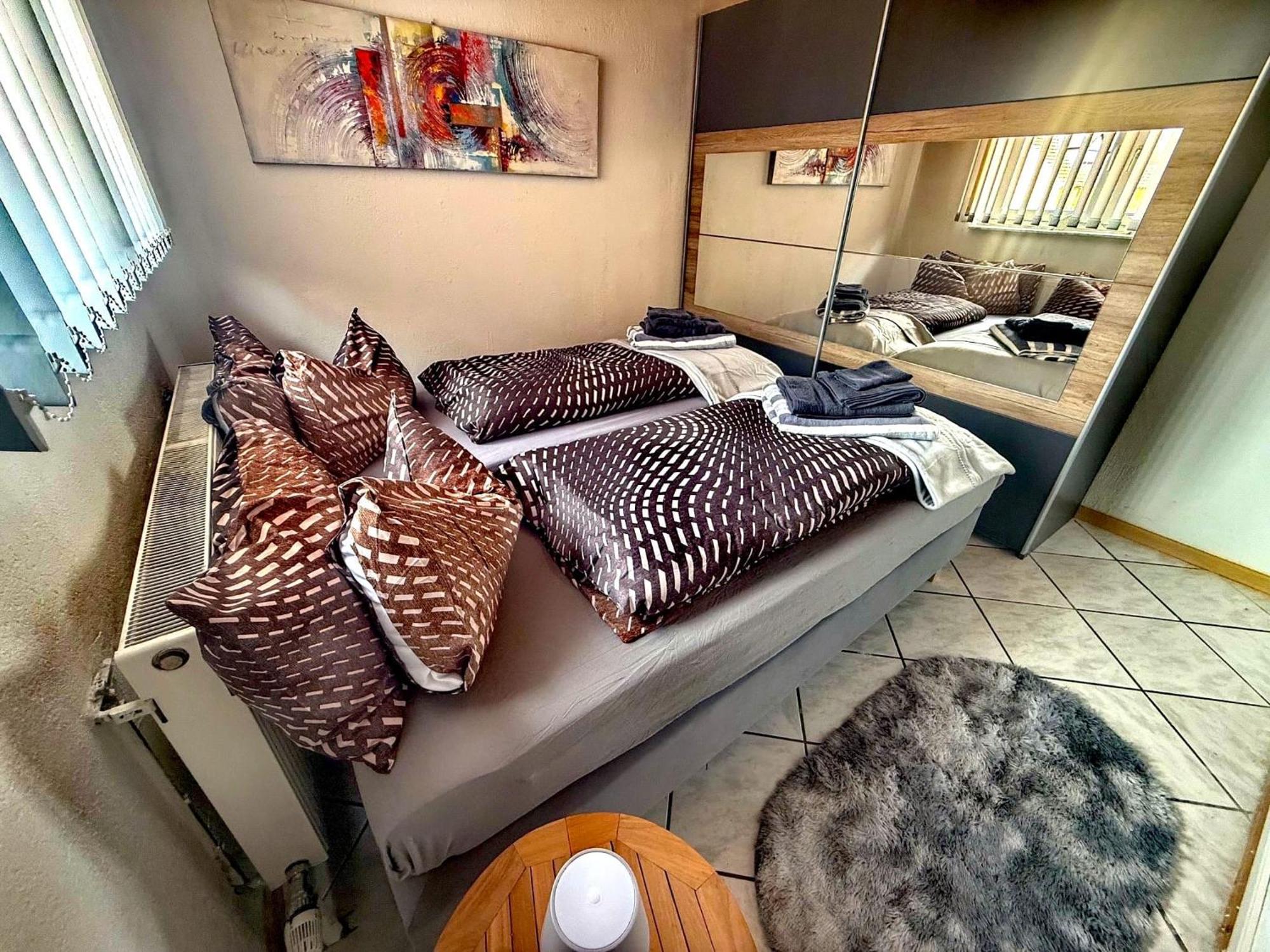 Lea'S Residence Kindsbach Екстериор снимка